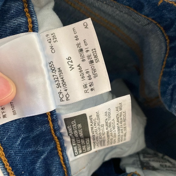 LEVI 501 - Picture 7 of 7